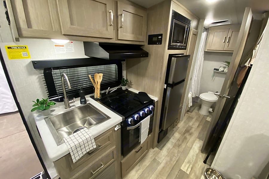 Photo 6 - 2022 Forest River Travel Trailer rental photo 8