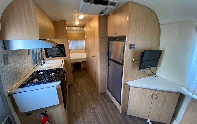 Photo 5 - 2020 SAFARI Travel Trailer rental photo 7