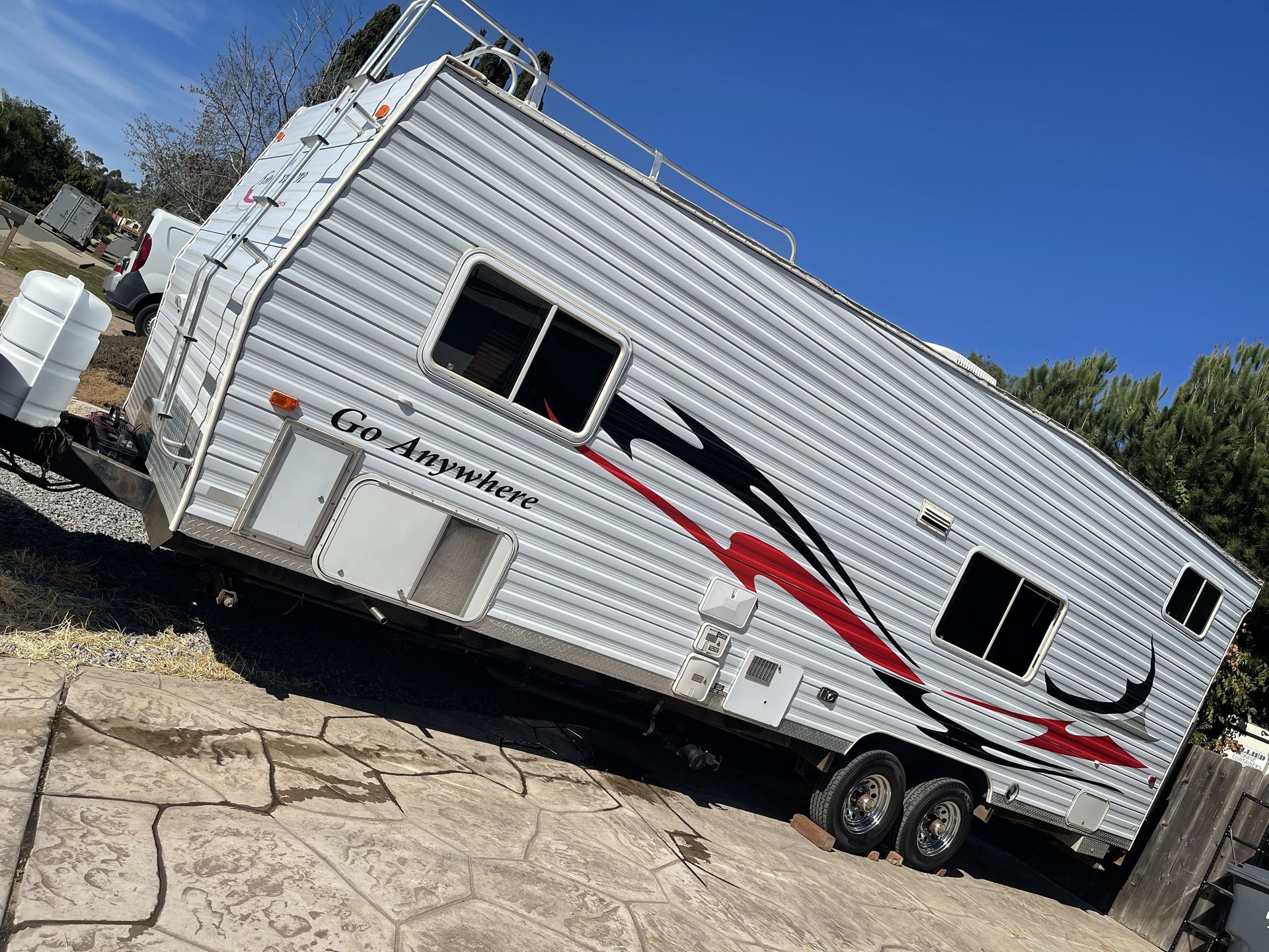 Photo 3 - 2007 American Freedom Toy Hauler rental photo 14