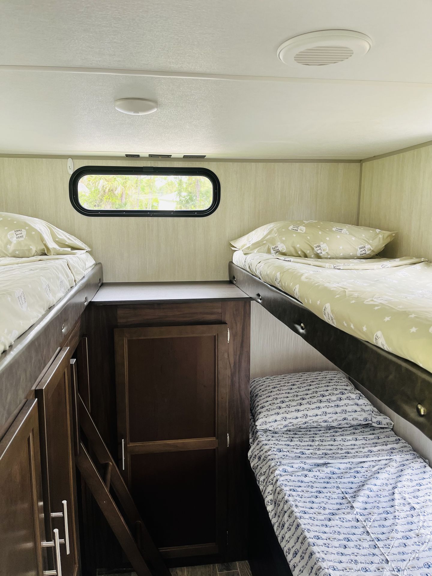 Photo 1 - 2019 Forest River Travel Trailer rental photo 7