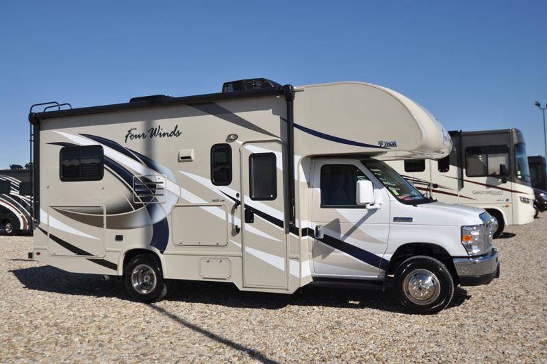 Photo 0 - 2020 Four Winds Class C Motorhome rental photo 2