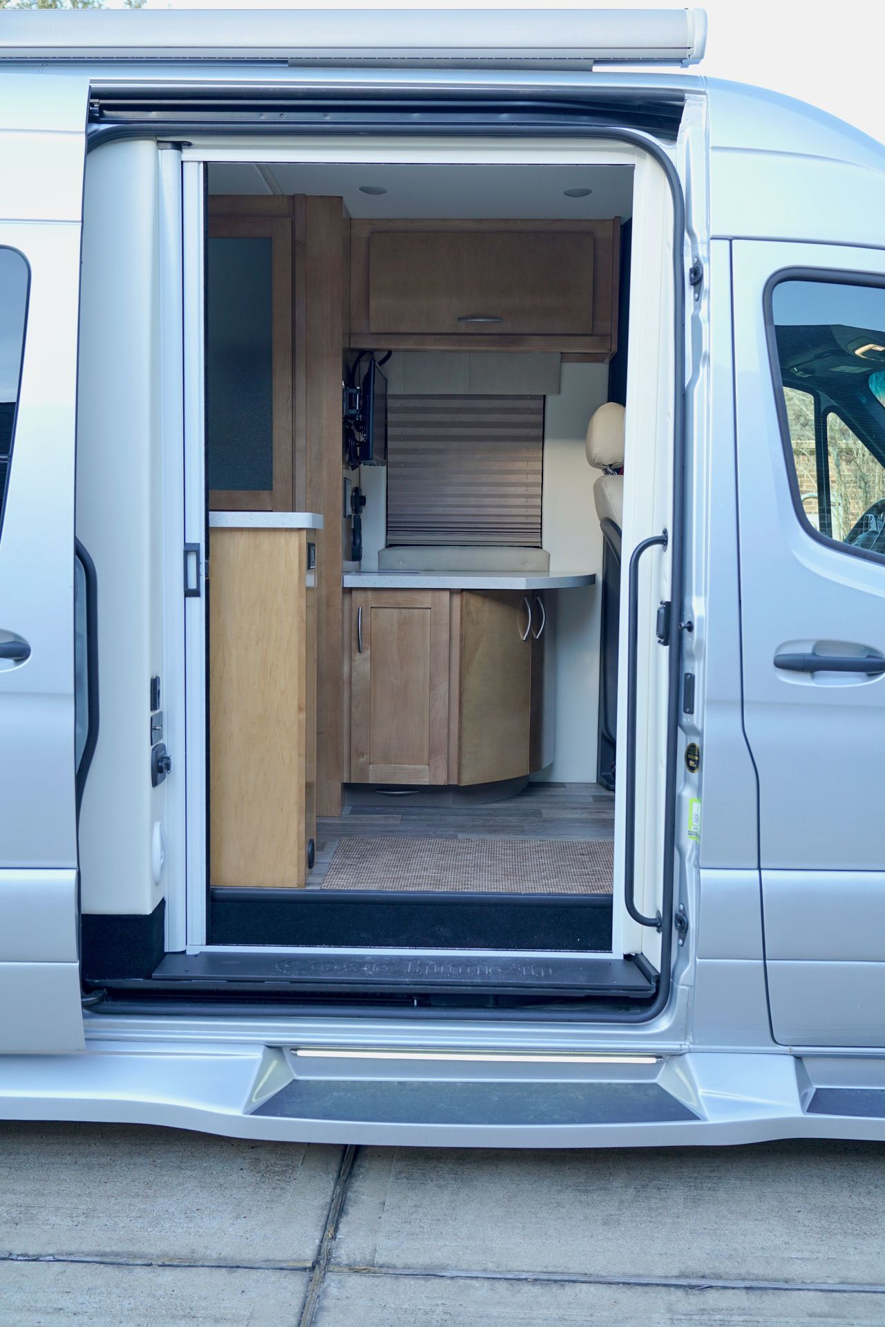 Photo 5 - 2021 Coachmen Class B Motorhome rental photo 20