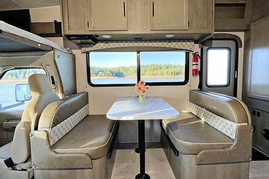 Photo 9 - 2021 Coachmen Class C Motorhome rental photo 11