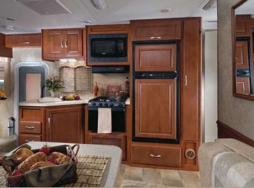 2007 Four Winds International Chateau Class C Motorhome for rent in Glen Gardner, NJ