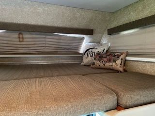 Photo 41 - 2007 Four Winds International Class C Motorhome rental photo 43