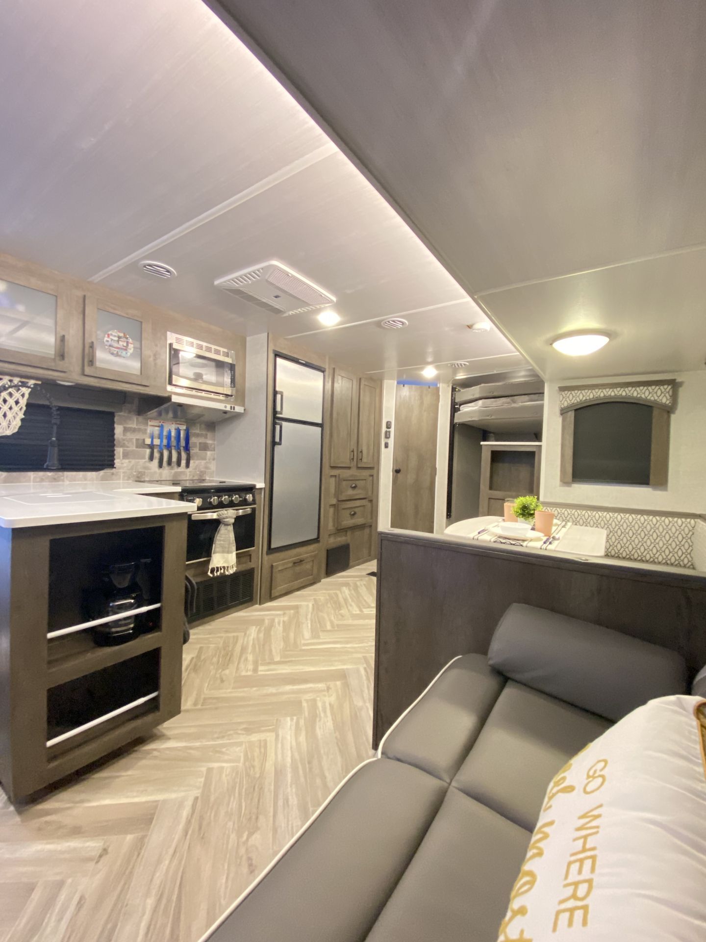 Photo 5 - 2021 Evo Travel Trailer rental photo 7