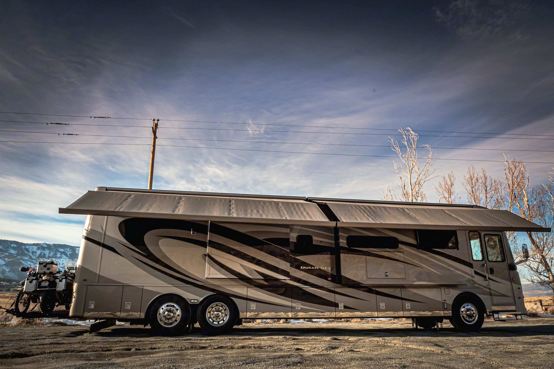 Photo 1 - 2019 Newmar Class A Motorhome rental photo 3
