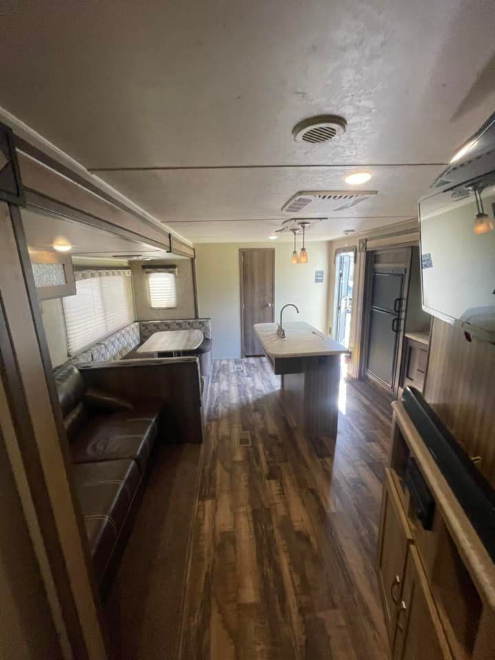 Photo 7 - 2021 Palomino Travel Trailer rental photo 9