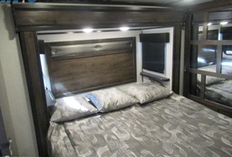 Photo 21 thumbnail 23