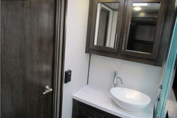 Photo 29 thumbnail 31
