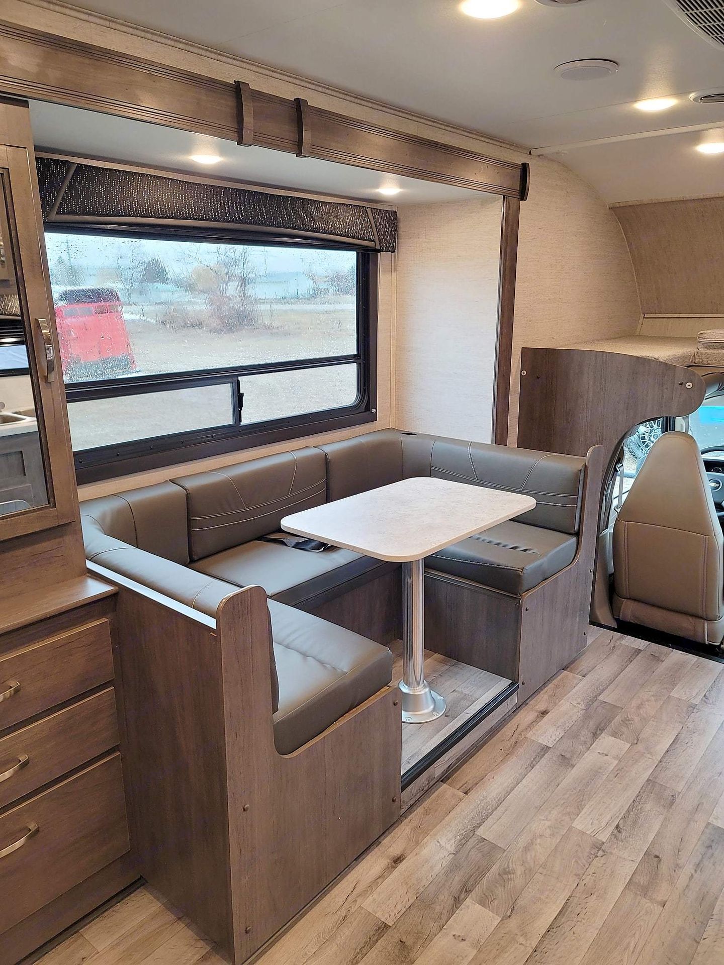 Photo 14 - 2022 Jayco Class C Motorhome rental photo 16