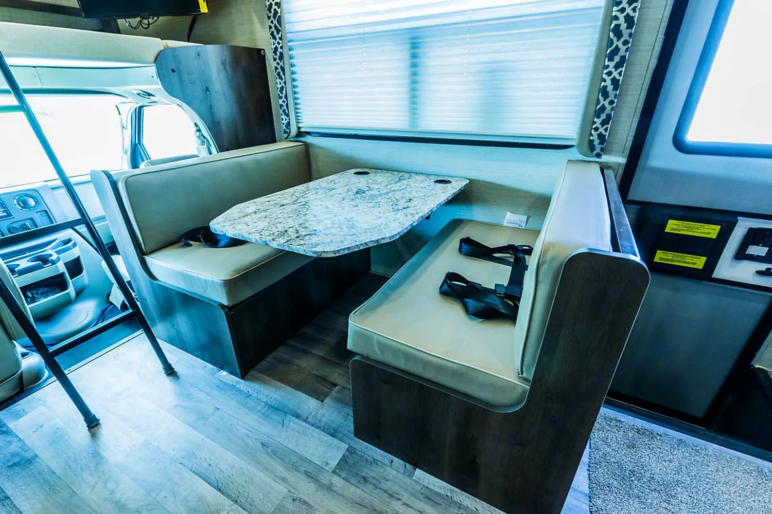 Photo 7 - 2019 Jayco Class C Motorhome rental photo 9