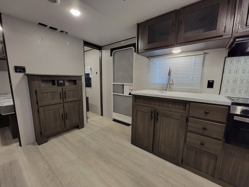 Photo 14 - 2021 Shasta Travel Trailer rental photo 22