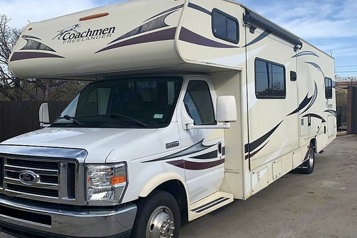 2016 Coachmen Freelander 32BH Class C Motorhome for rent in Bastrop, TX