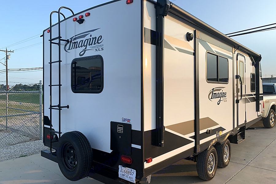 Photo 6 - 2021 Grand Design Travel Trailer rental photo 8