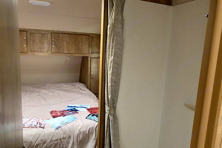 Photo 4 - 2017 Gulf Stream Travel Trailer rental photo 6
