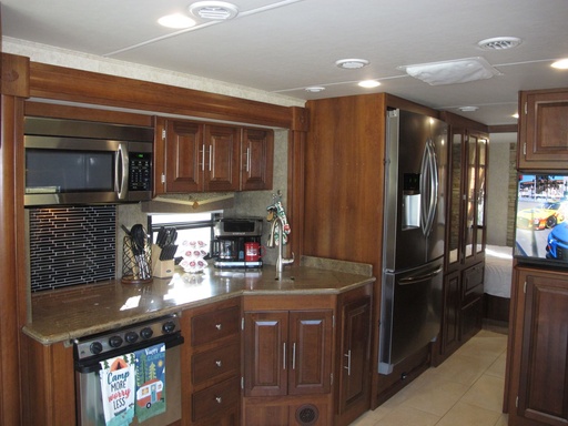 2015 Forest River GEORGETOWN XL M-334QS Class A Motorhome for rent in Hazel Green, AL