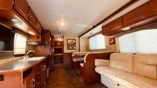2015 Winnebago Industries, Inc. Minnie Winnie 31K Class C Motorhome for rent in Los Angeles, CA