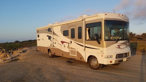 2007 Winnebago Industries, Inc. Sightseer 35j Class A Motorhome for rent in Los Angeles, CA