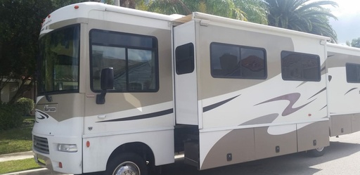 2007 Winnebago Industries, Inc. Sightseer 35j Class A Motorhome for rent in Los Angeles, CA