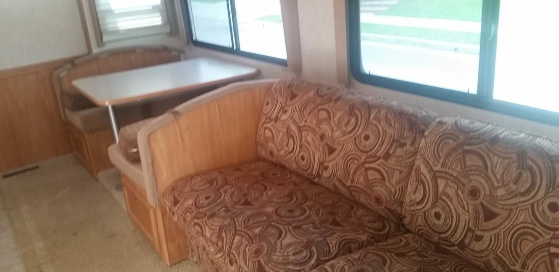 Photo 22 - 2007 Winnebago Industries, Inc. Class A Motorhome rental photo 24