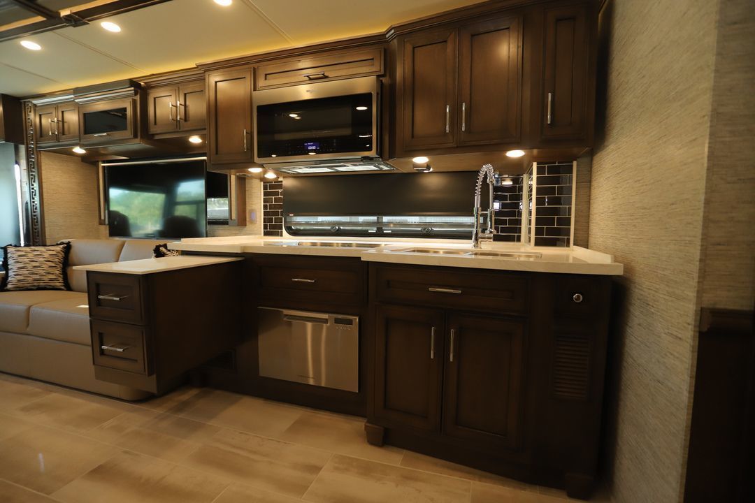 Photo 2 - 2017 Thor Class A Motorhome rental photo 11