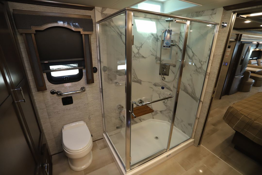 Photo 3 - 2017 Thor Class A Motorhome rental photo 20
