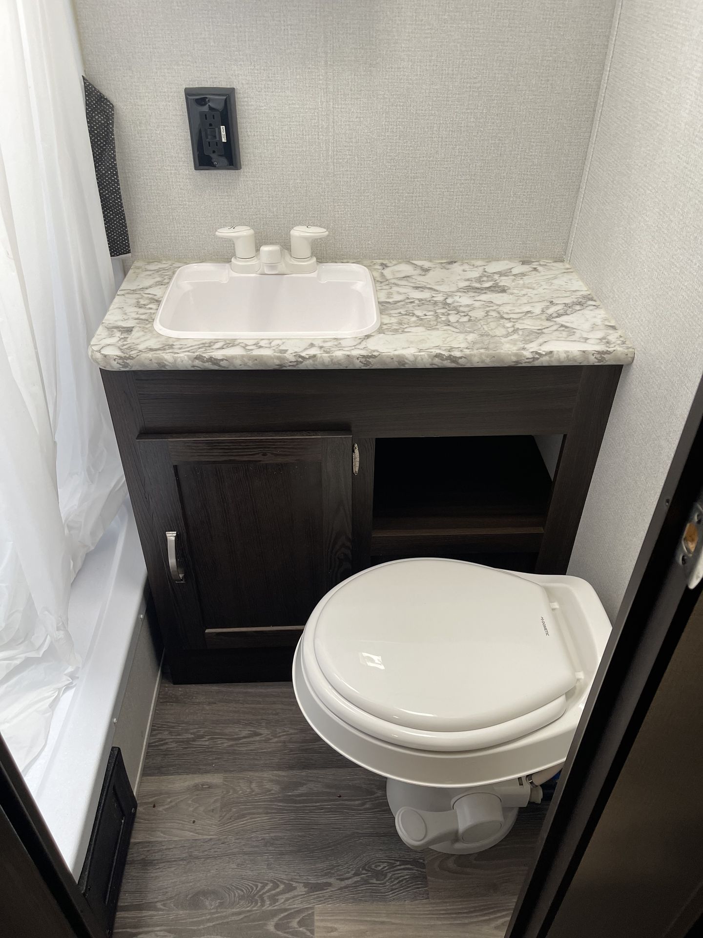 Photo 10 - 2020 Keystone Travel Trailer rental photo 12