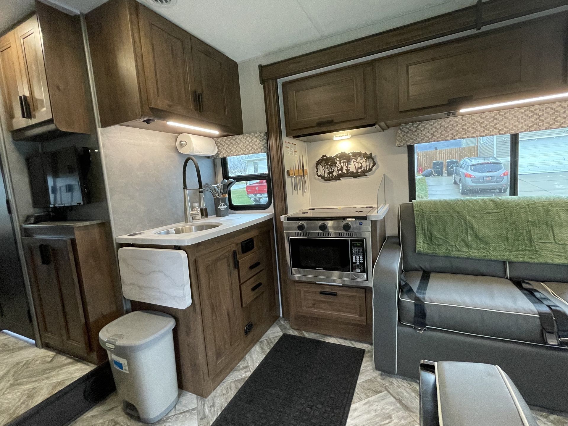 Photo 9 - 2022 Forester Class C Motorhome rental photo 11