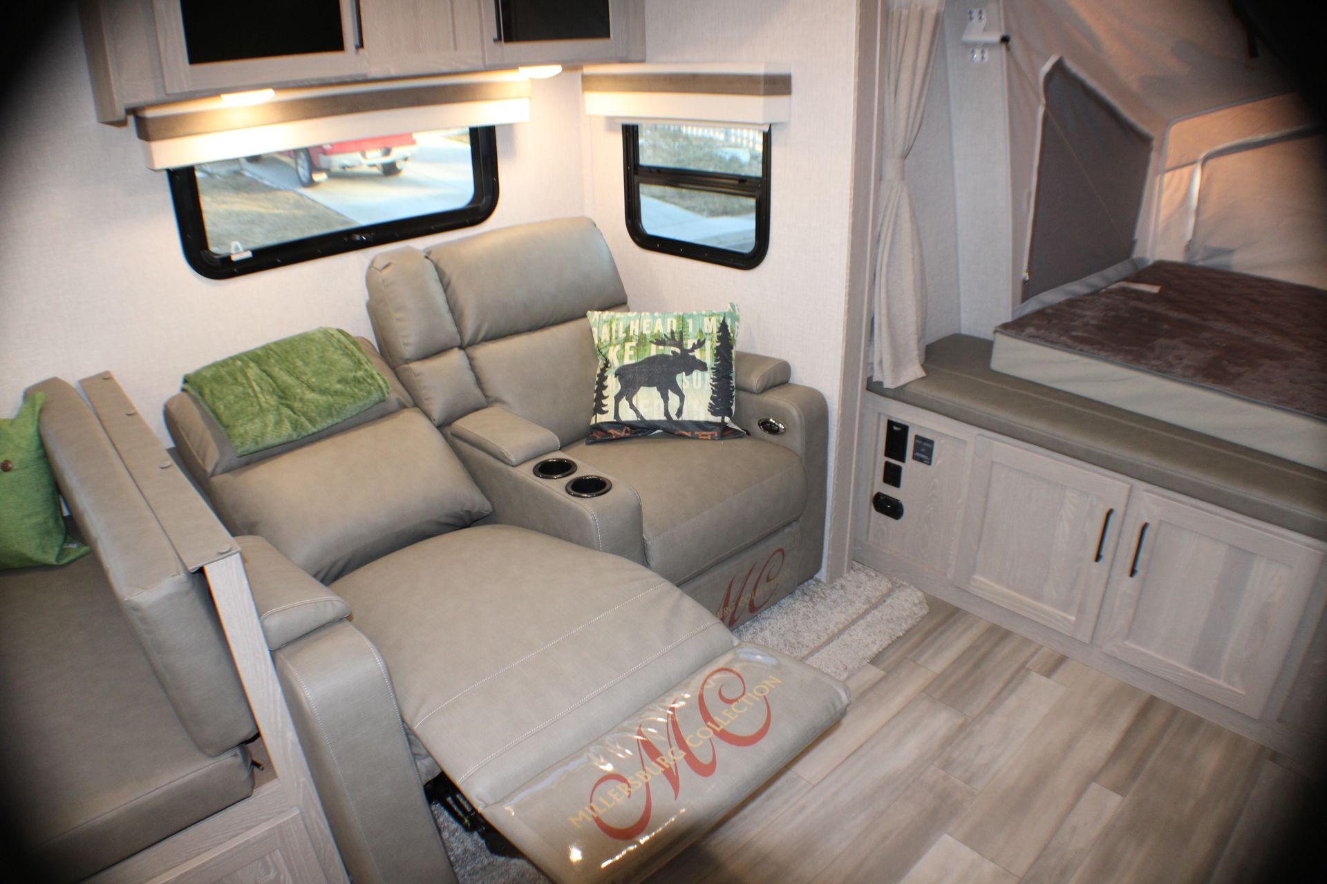 Photo 10 - 2022 Rockwood Travel Trailer rental photo 12