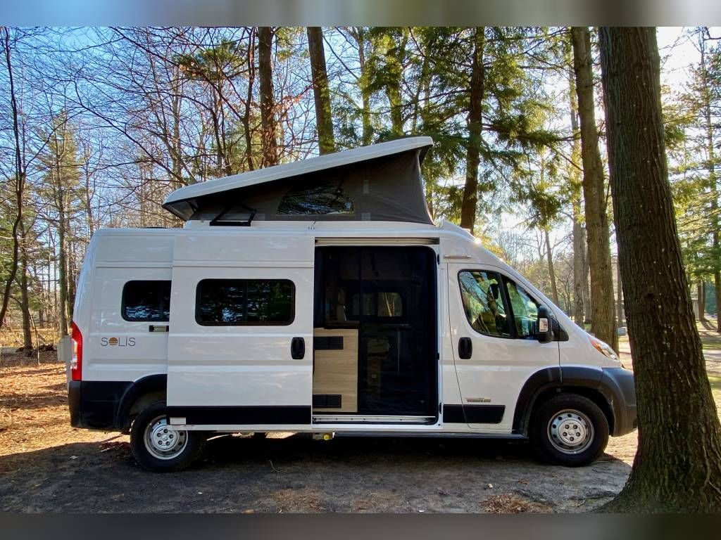 Photo 3 - 2021 Winnebago Class B Motorhome rental photo 5