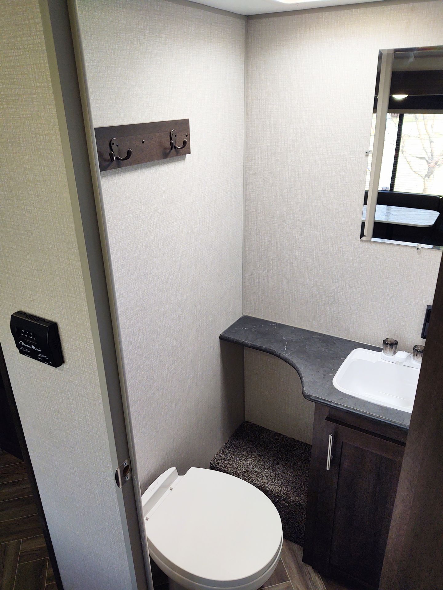 Photo 9 - 2020 Sportsmen Travel Trailer rental photo 11