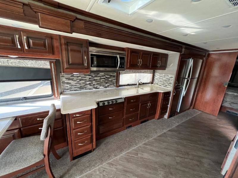 Photo 4 - 2019 Fleetwood Class A Motorhome rental photo 11