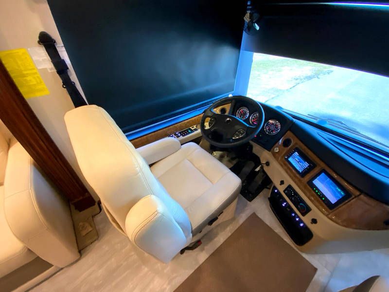Photo 1 - 2016 Fleetwood Rv Class A Motorhome rental photo 4