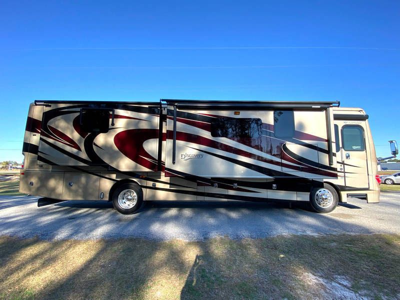 Photo 1 - 2016 Fleetwood Rv Class A Motorhome rental photo 7