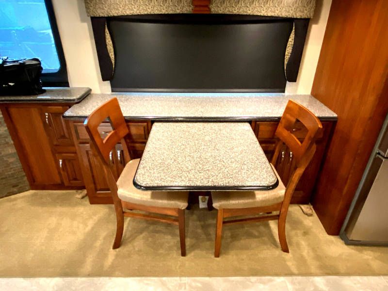 Photo 2 - 2016 Fleetwood Rv Class A Motorhome rental photo 9