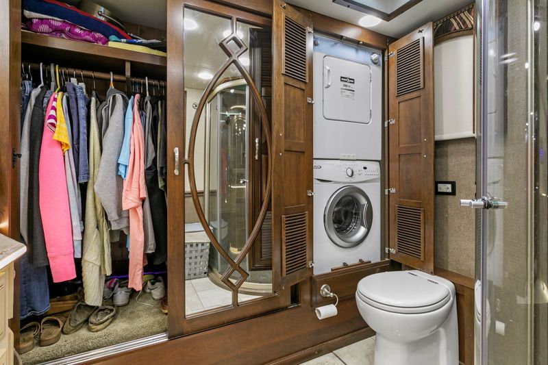 Photo 1 - 2016 Entegra Coach Class A Motorhome rental photo 7