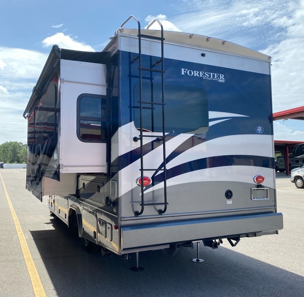 Photo 2 - 2018 Forest River Class C Motorhome rental photo 12