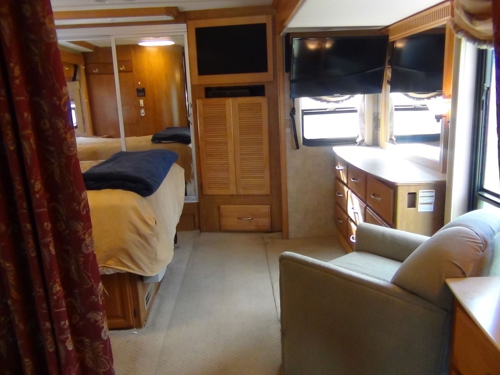 Photo 0 - 2016 Fleetwood Rv Class A Motorhome rental photo 2