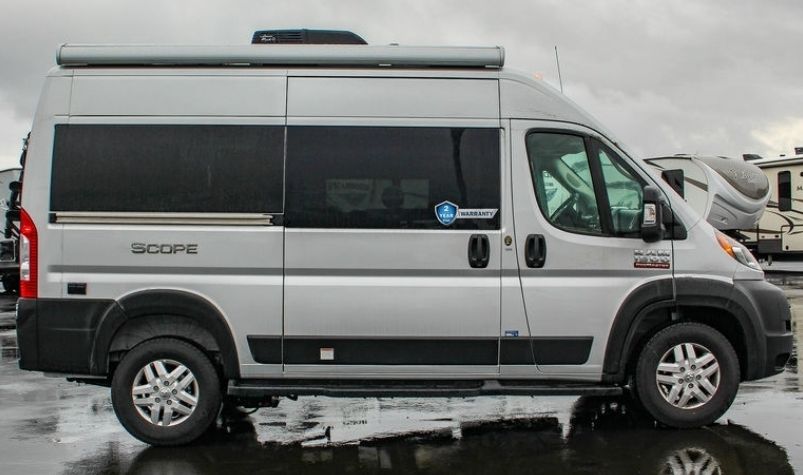 Photo 1 - 2022 Thor Class B Motorhome rental photo 3