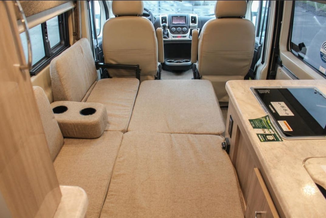 Photo 10 - 2022 Thor Class B Motorhome rental photo 12