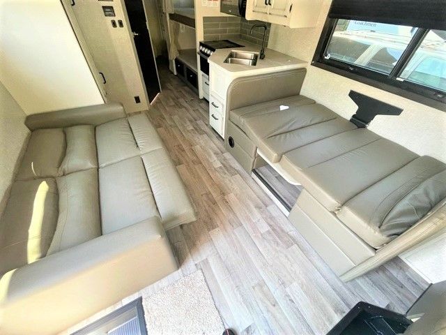 Photo 13 - 2022 Jayco Class C Motorhome rental photo 15