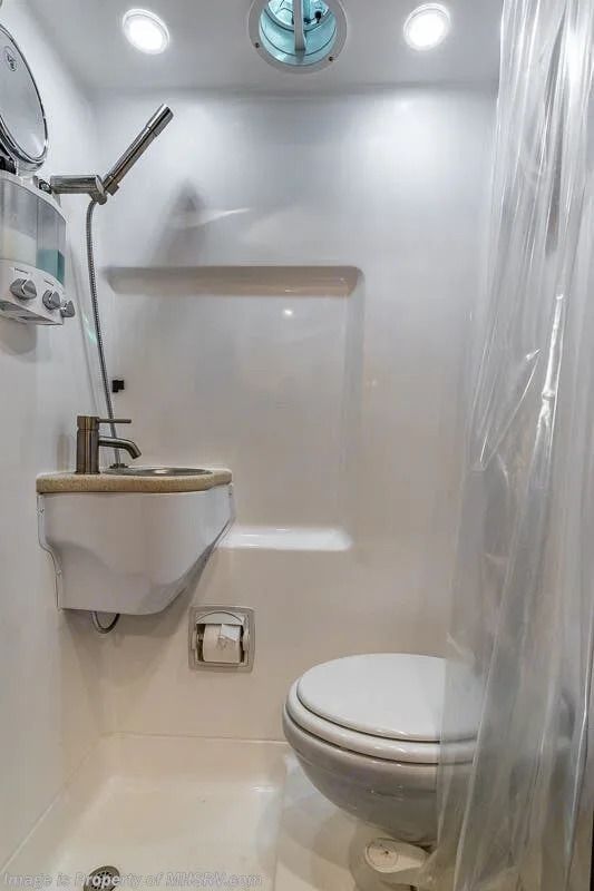 Photo 1 - 2020 American Coach Class B Motorhome rental photo 3
