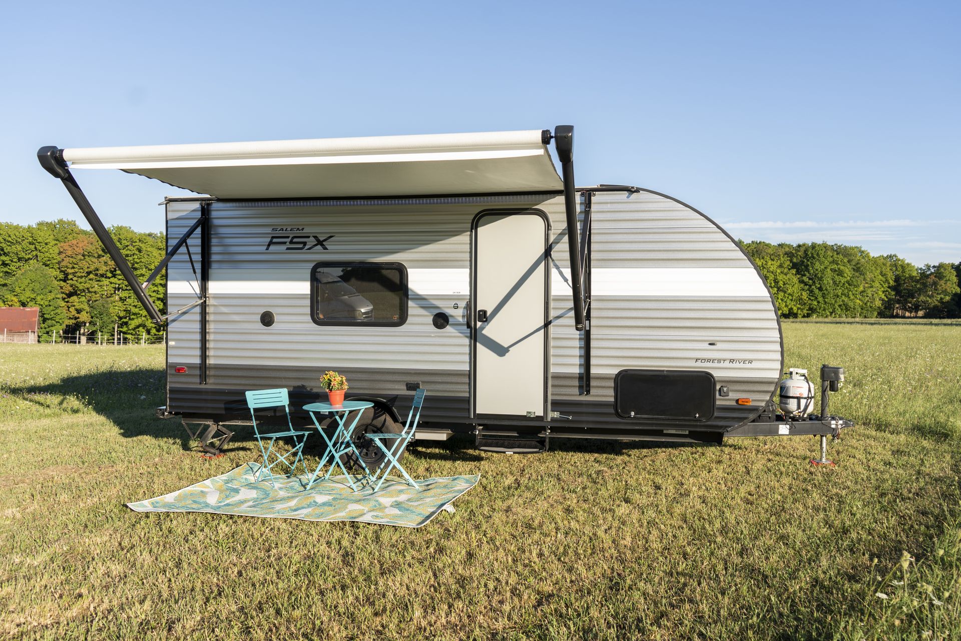 Photo 13 - 2018 Forest River Travel Trailer rental photo 15