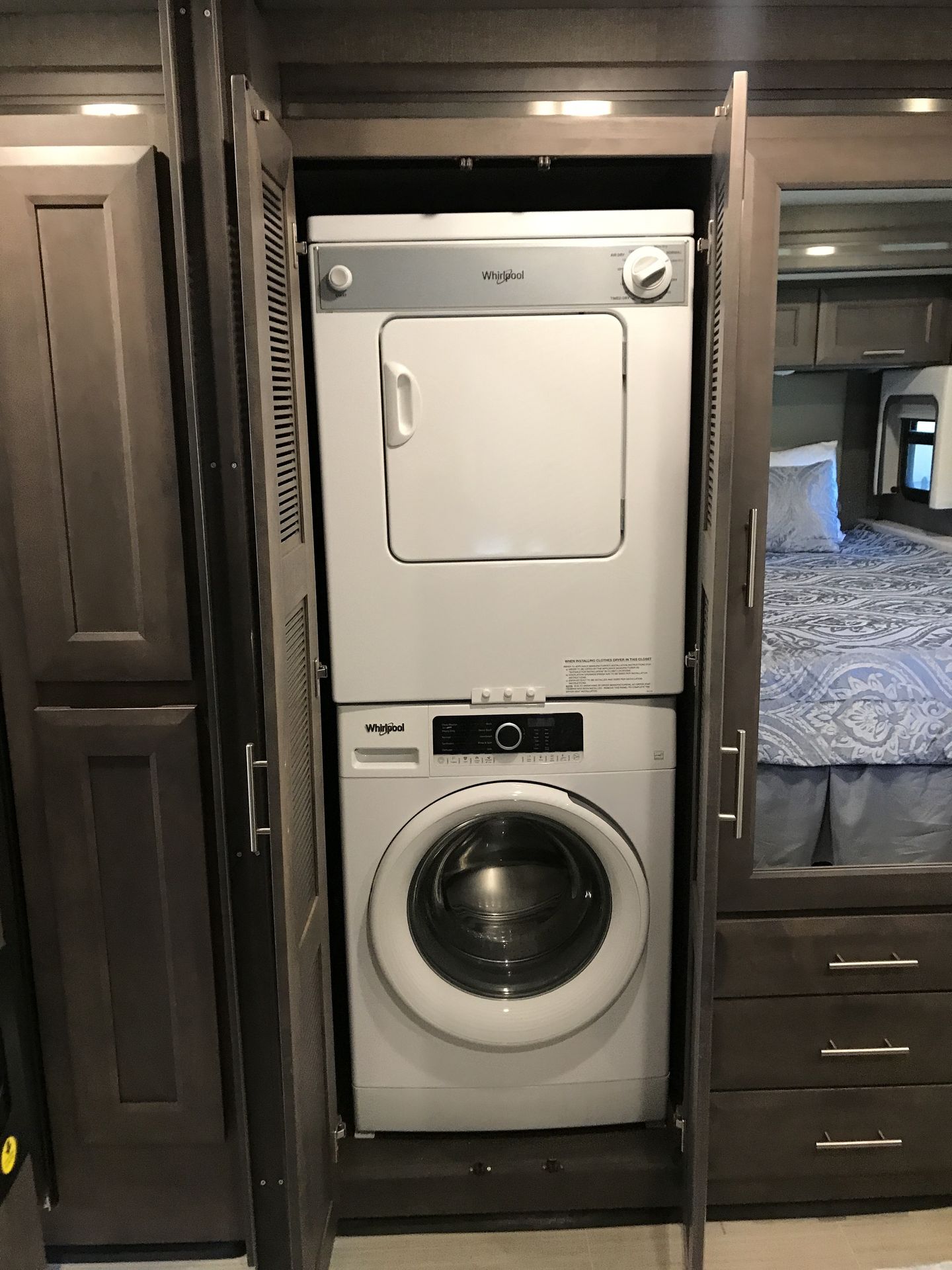 Photo 6 - 2021 Thor Motor Coach Class A Motorhome rental photo 14