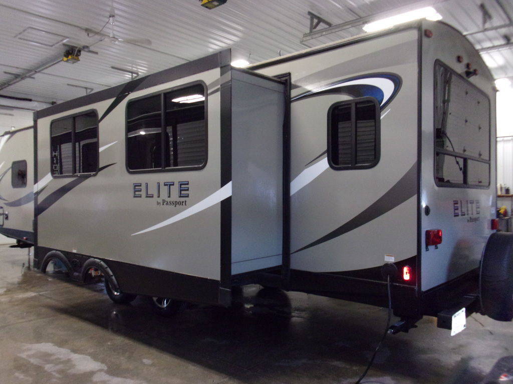 Photo 1 - 2018 Keystone Rv Travel Trailer rental photo 3