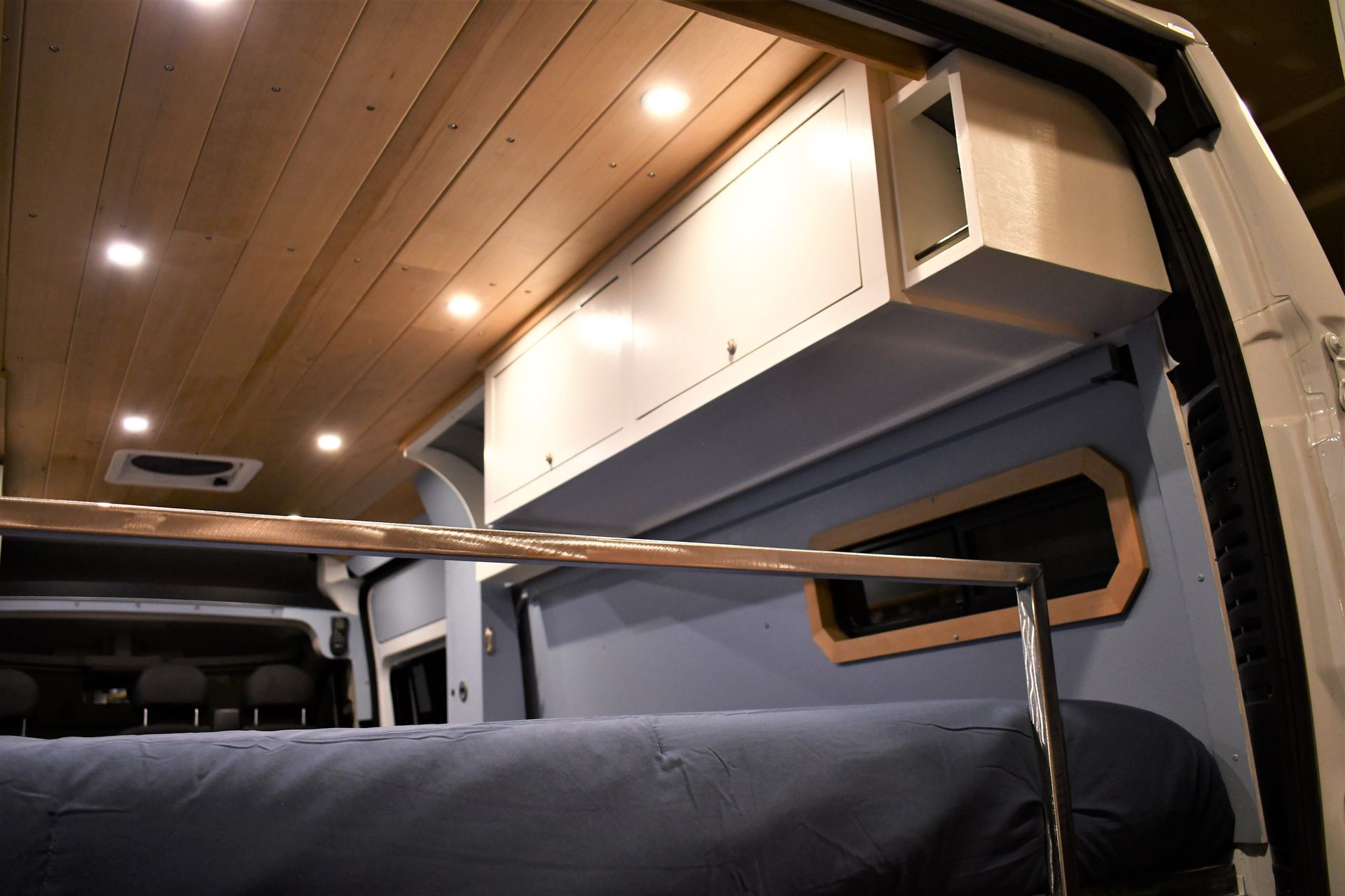 Photo 9 - 2021 Ram Class B Motorhome rental photo 11