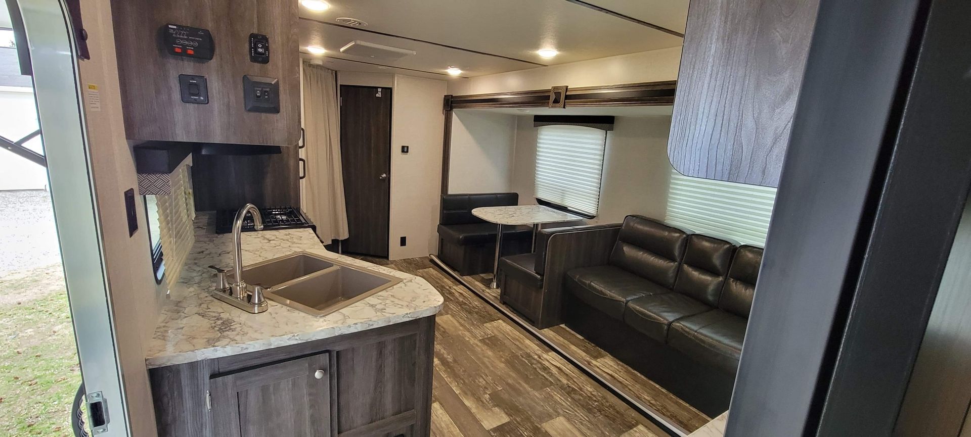 Photo 1 - 2020 Starcraft Travel Trailer rental photo 9