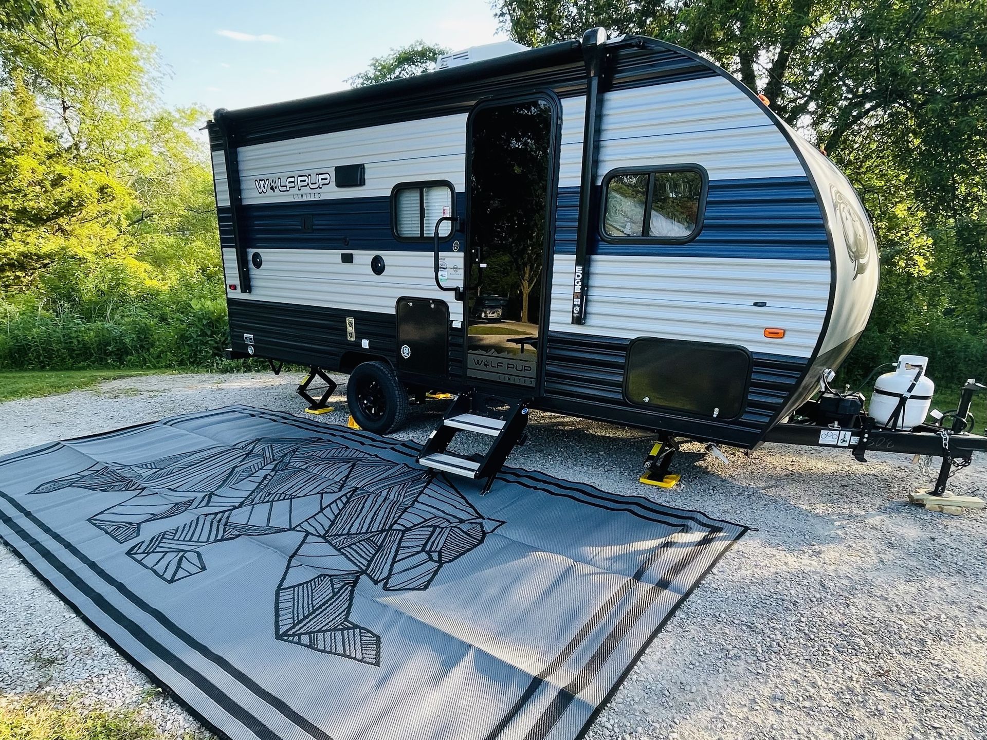 Photo 4 - 2022 Coachmen Travel Trailer rental photo 12