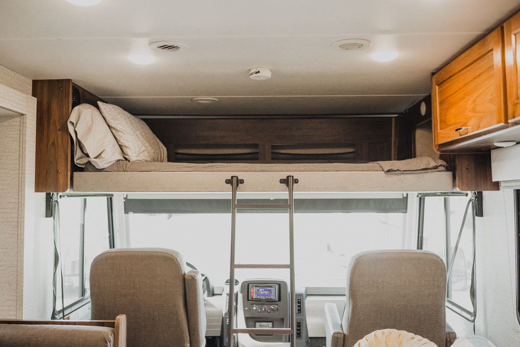 Photo 5 - 2020 Winnebago Class A Motorhome rental photo 7